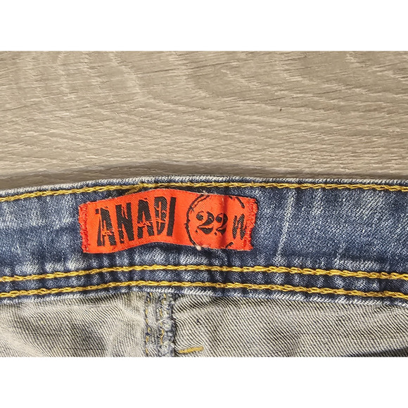 ZANA DI Jeans Womens 22W Blue Tapered Embroidery Embellished Studs Accents - Picture 5 of 10